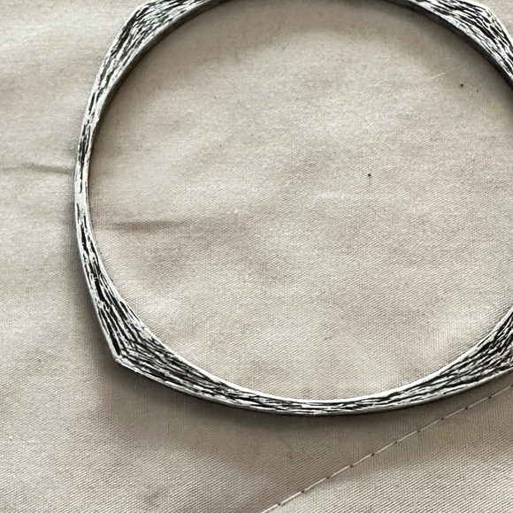2/$20 Silver tone bangle bracelet vintage modernist square/circle brushed - Picture 2 of 8